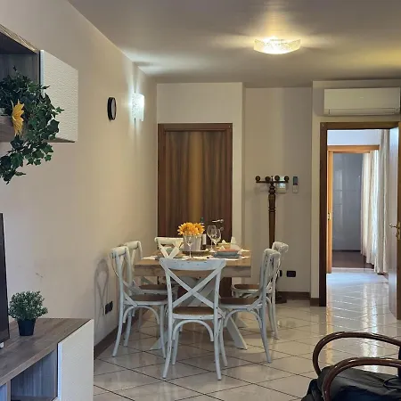 Διαμέρισμα Station, Sea, Wifi, Ac & Parking
