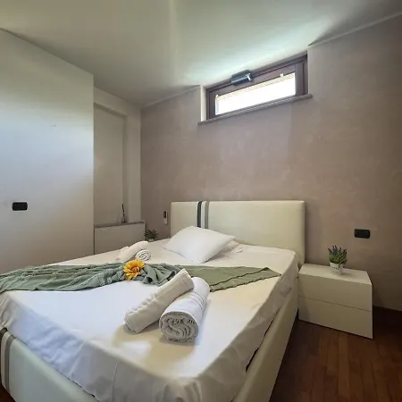 Station, Sea, Wifi, Ac & Parking Civitanova Marche