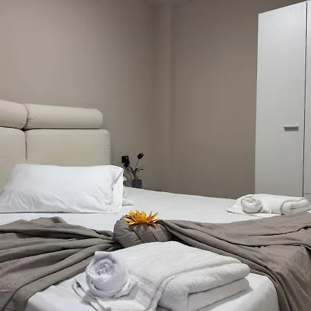 Station, Sea, Wifi, Ac & Parking Διαμέρισμα